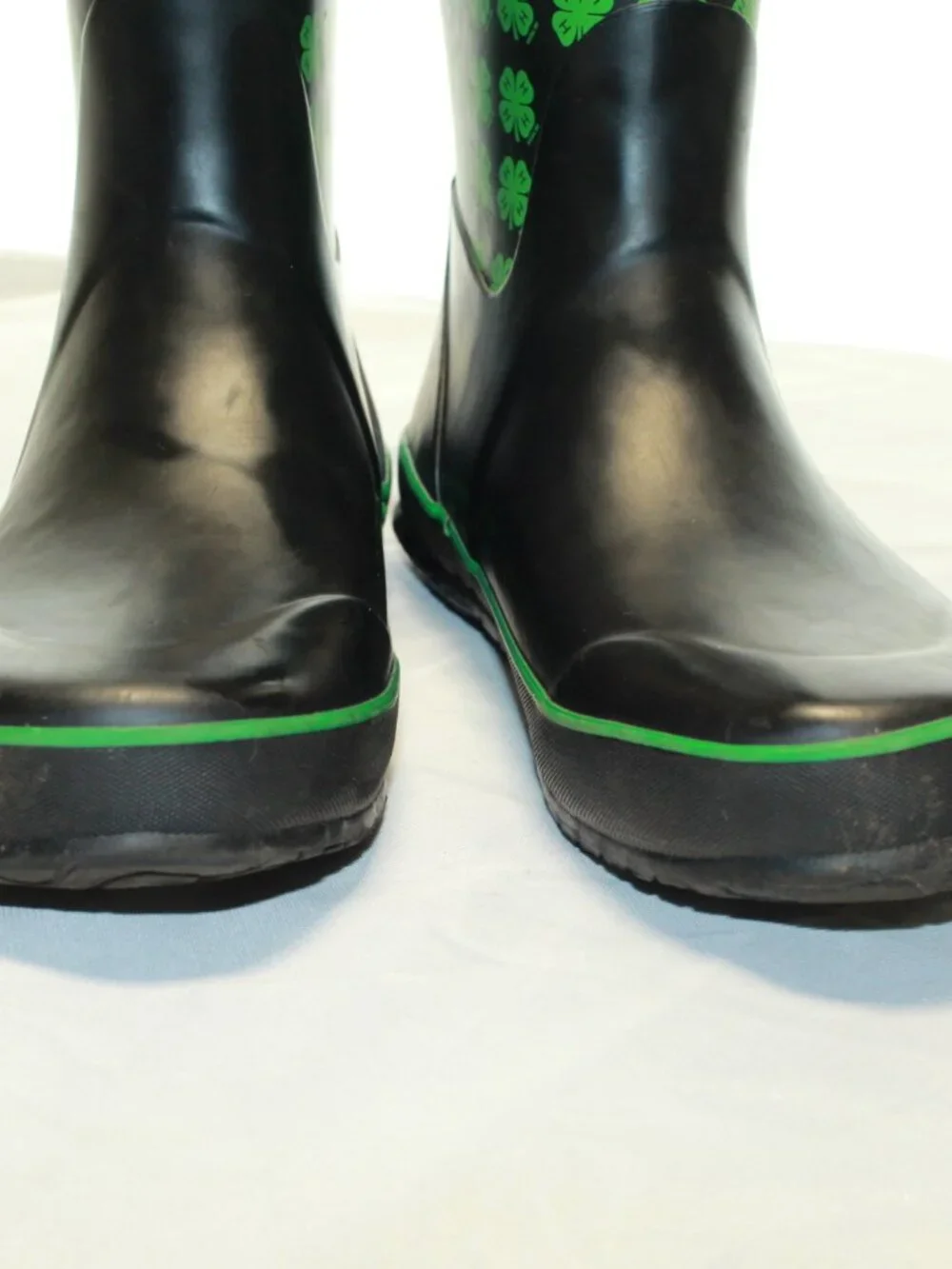Bogs Youth Size 6 Black 4H Clover Mid Waterproof Rubber Pull On  Rainboots